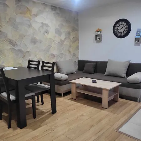 за гости лилия *